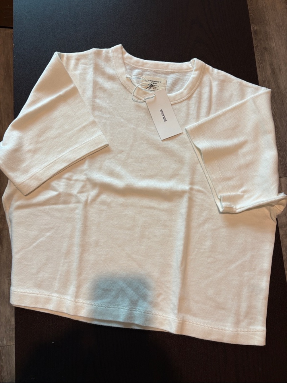 NWT Buck Mason Women’s White Field Spec Boyfriend Crop Tee Retail $62 Medium